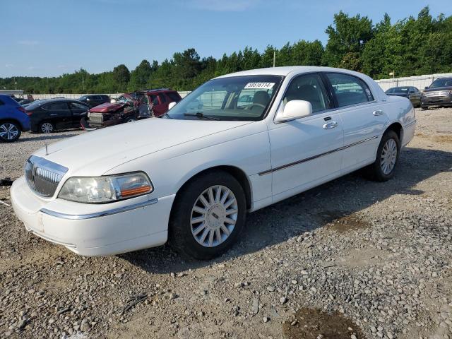  Salvage Lincoln Towncar