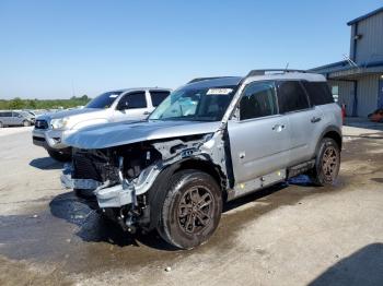  Salvage Ford Bronco