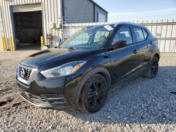  Salvage Nissan Kicks