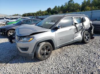  Salvage Jeep Compass