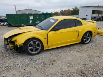  Salvage Ford Mustang