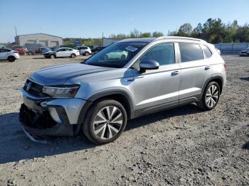  Salvage Volkswagen Taos