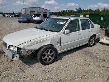  Salvage Volvo S70