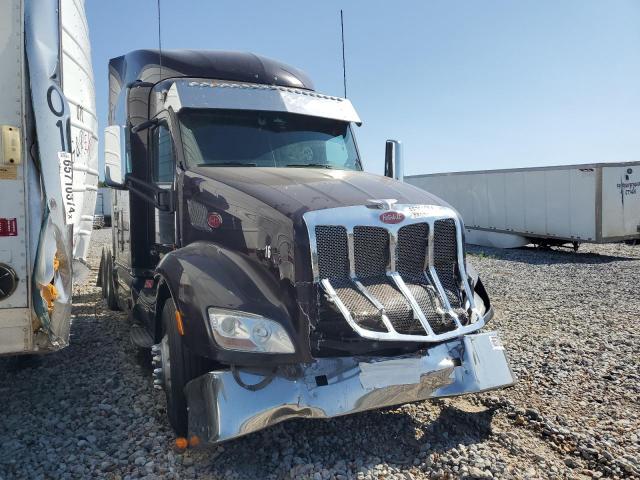  Salvage Peterbilt 579