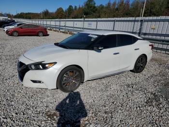  Salvage Nissan Maxima