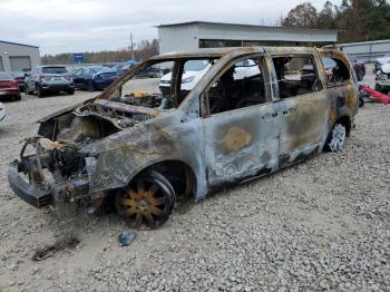  Salvage Chrysler Minivan