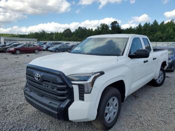  Salvage Toyota Tundra