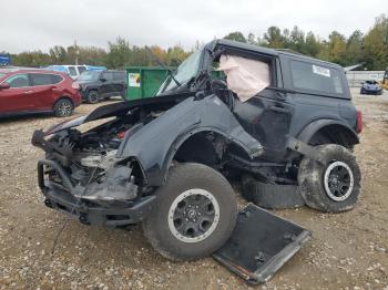  Salvage Ford Bronco