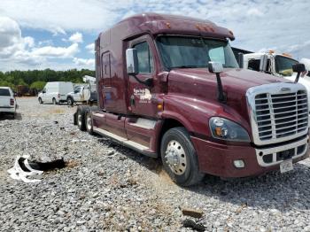  Salvage Freightliner Cascadia