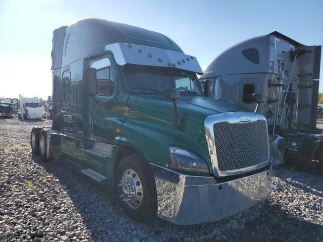  Salvage Freightliner Cascadia 1