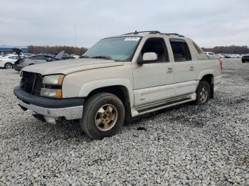  Salvage Chevrolet Avalanche