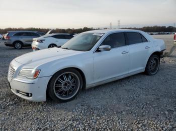  Salvage Chrysler 300