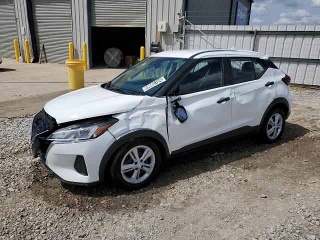  Salvage Nissan Kicks