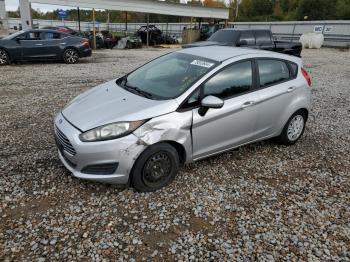  Salvage Ford Fiesta