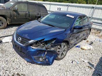  Salvage Nissan Altima