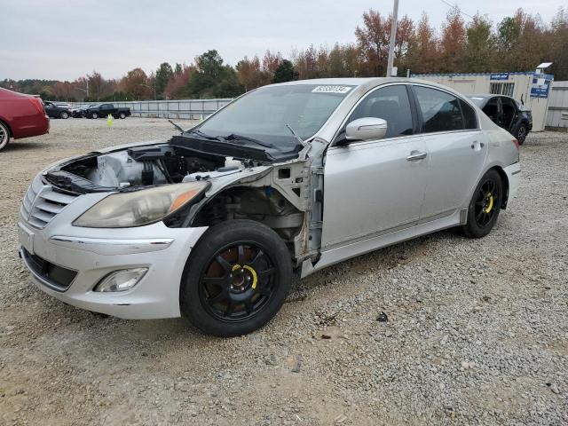  Salvage Hyundai Genesis