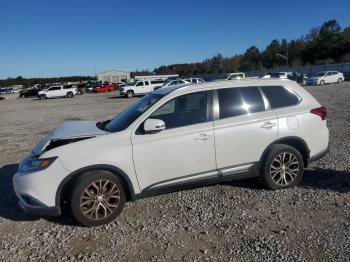  Salvage Mitsubishi Outlander