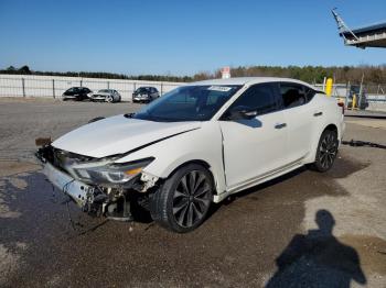  Salvage Nissan Maxima