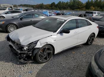  Salvage Hyundai ELANTRA