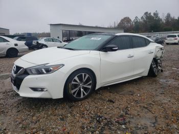  Salvage Nissan Maxima