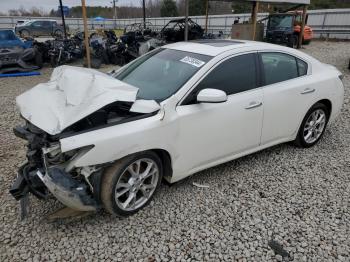  Salvage Nissan Maxima