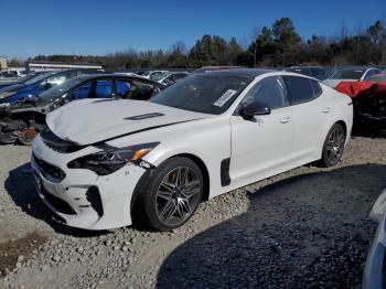  Salvage Kia Stinger