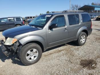  Salvage Nissan Pathfinder