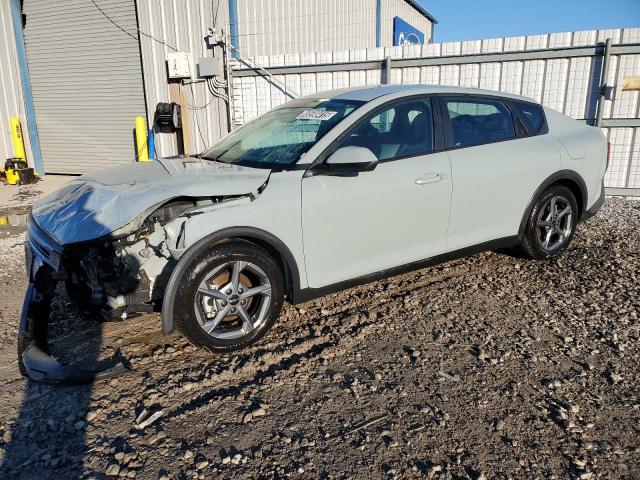  Salvage Kia K4 Lx