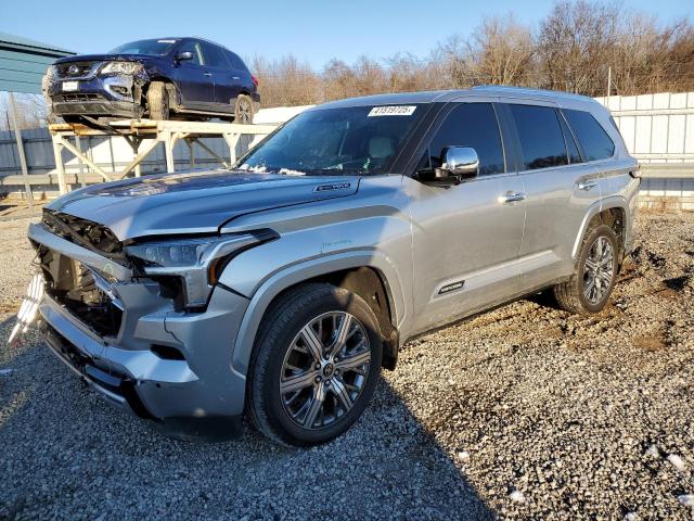  Salvage Toyota Sequoia