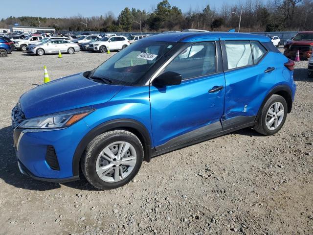  Salvage Nissan Kicks