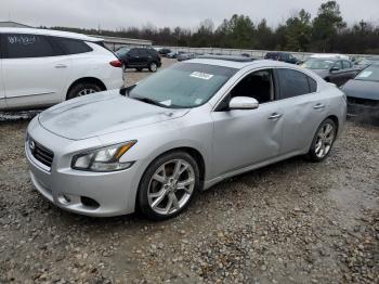  Salvage Nissan Maxima