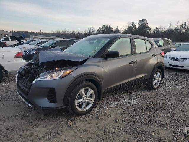  Salvage Nissan Kicks