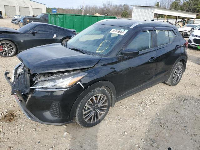  Salvage Nissan Kicks