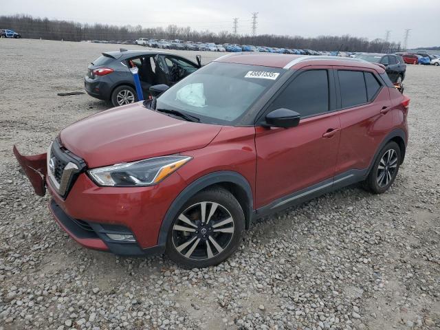  Salvage Nissan Kicks