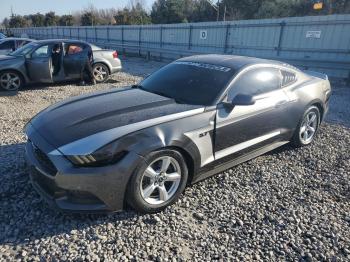  Salvage Ford Mustang