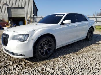  Salvage Chrysler 300