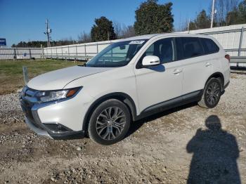  Salvage Mitsubishi Outlander