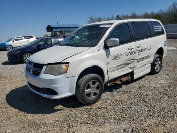  Salvage Dodge Caravan