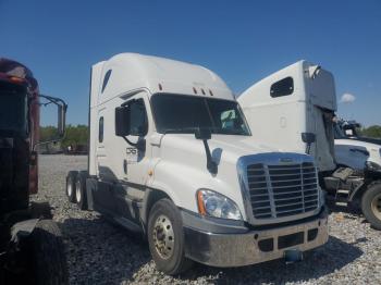  Salvage Freightliner Cascadia