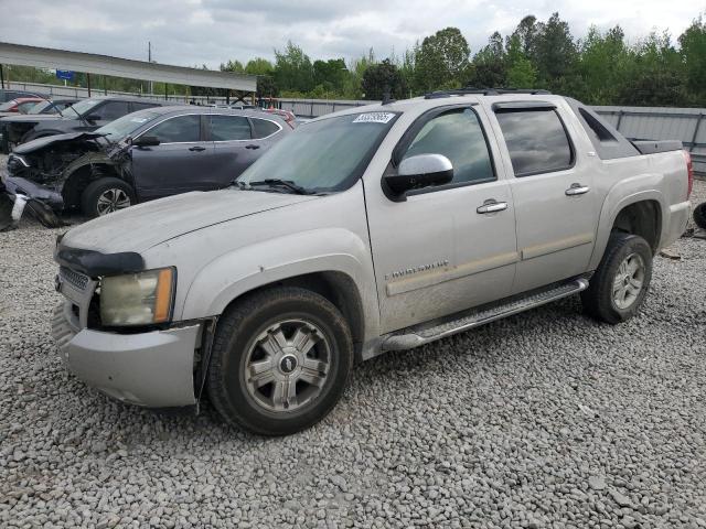  Salvage Chevrolet Avalanche