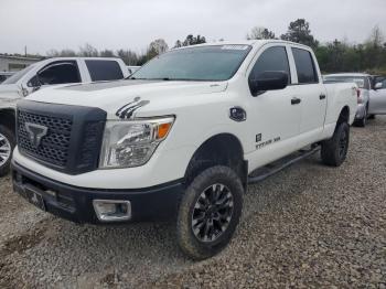  Salvage Nissan Titan