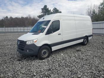  Salvage Mercedes-Benz Sprinter