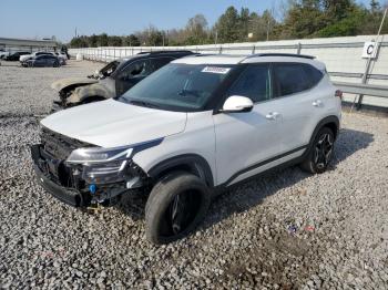  Salvage Kia Seltos