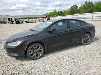  Salvage Chrysler 200
