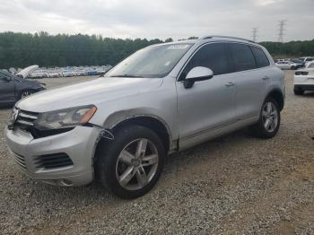  Salvage Volkswagen Touareg