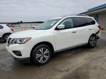  Salvage Nissan Pathfinder
