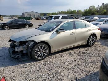  Salvage Lexus Es