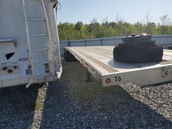  Salvage Bens Trailer