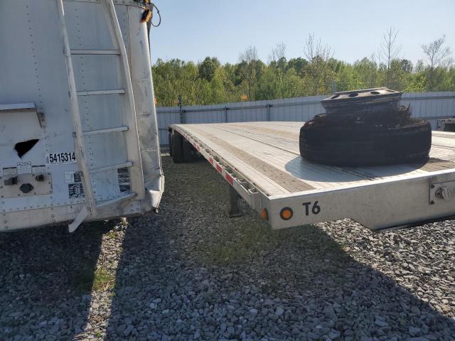  Salvage Bens Trailer