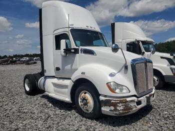  Salvage Kenworth T680
